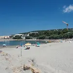 Le Toucan, Front De Mer -1 Min Des Plages